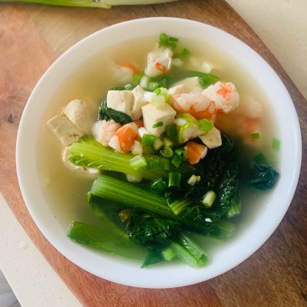 暖胃小白菜豆腐汤