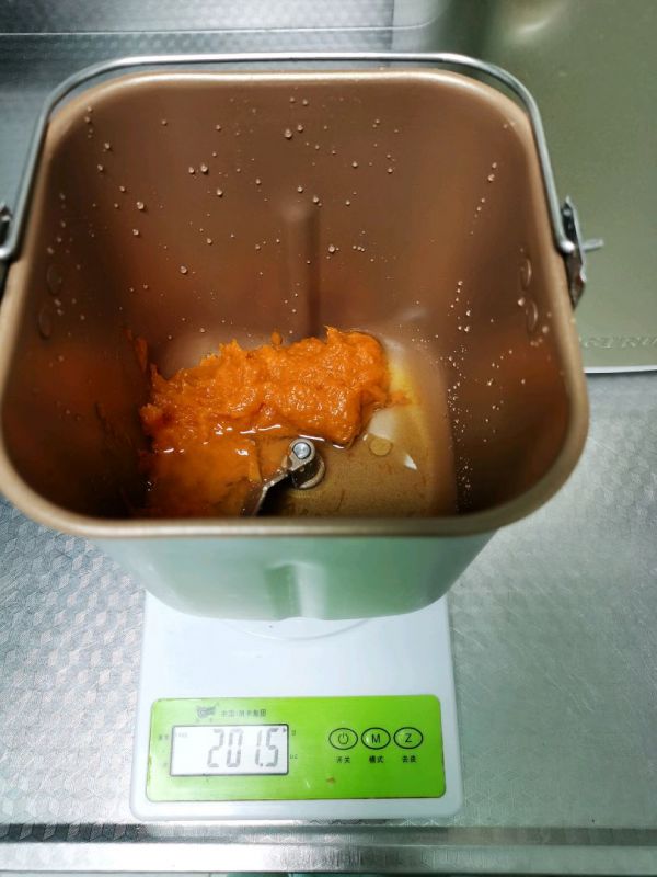 南瓜黑麦咸吐司