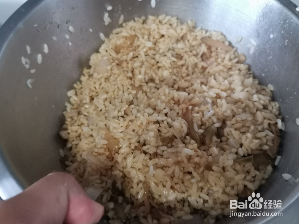 榨菜肉丝蛋炒饭