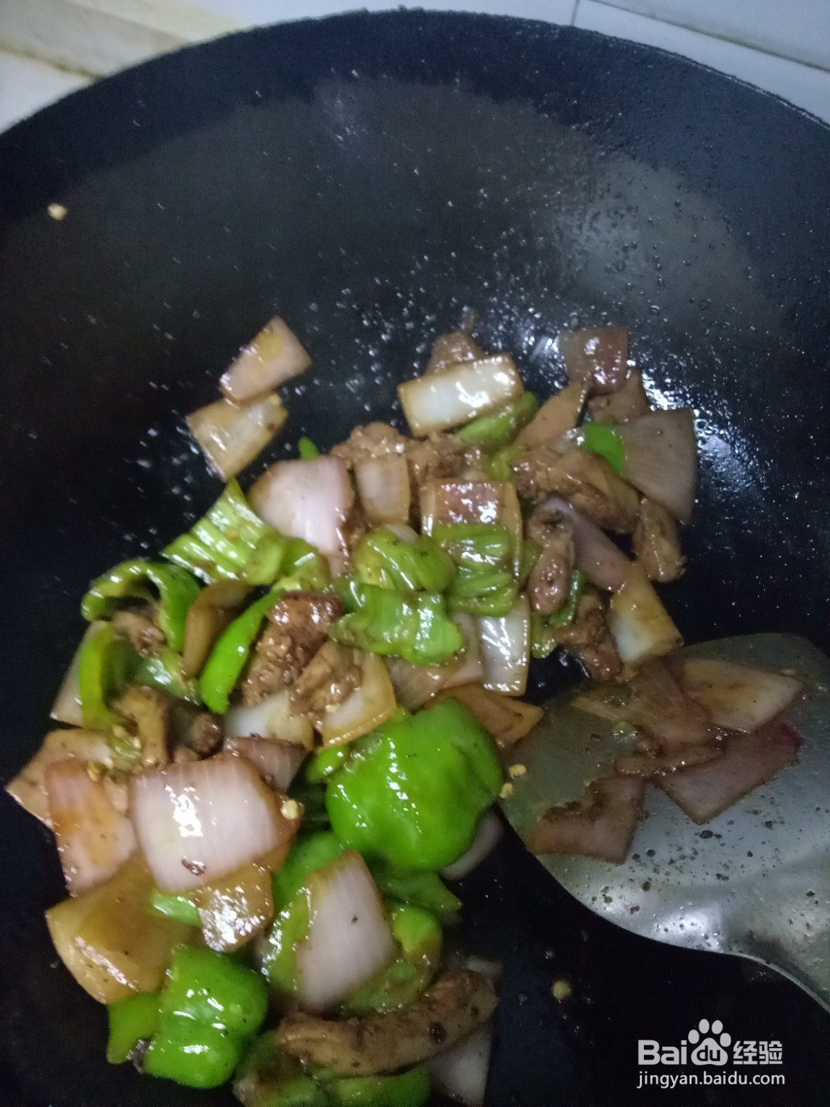 青椒洋葱炒鸡肝