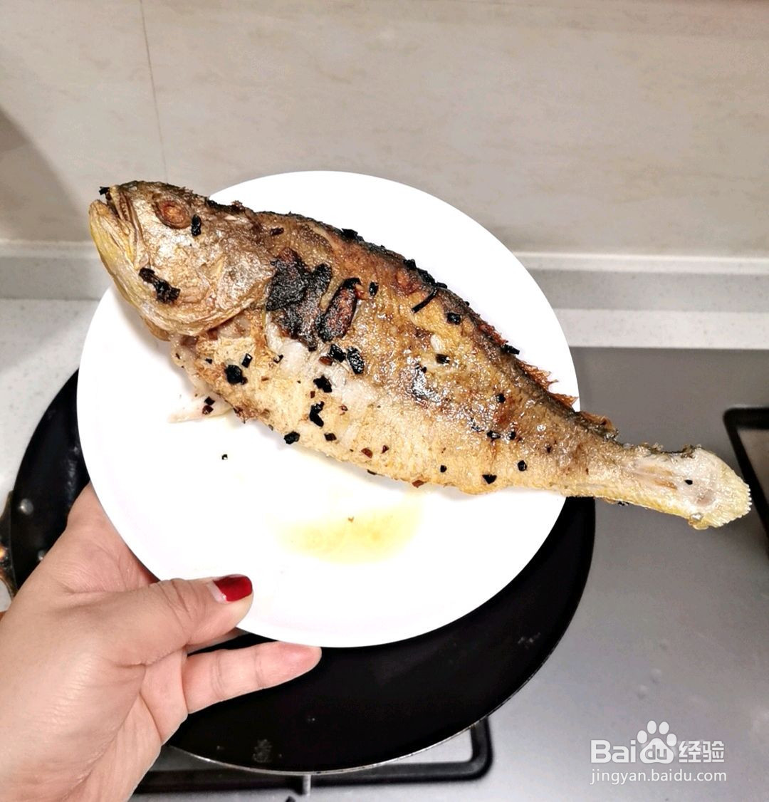 杂菜烧黄鱼的做法