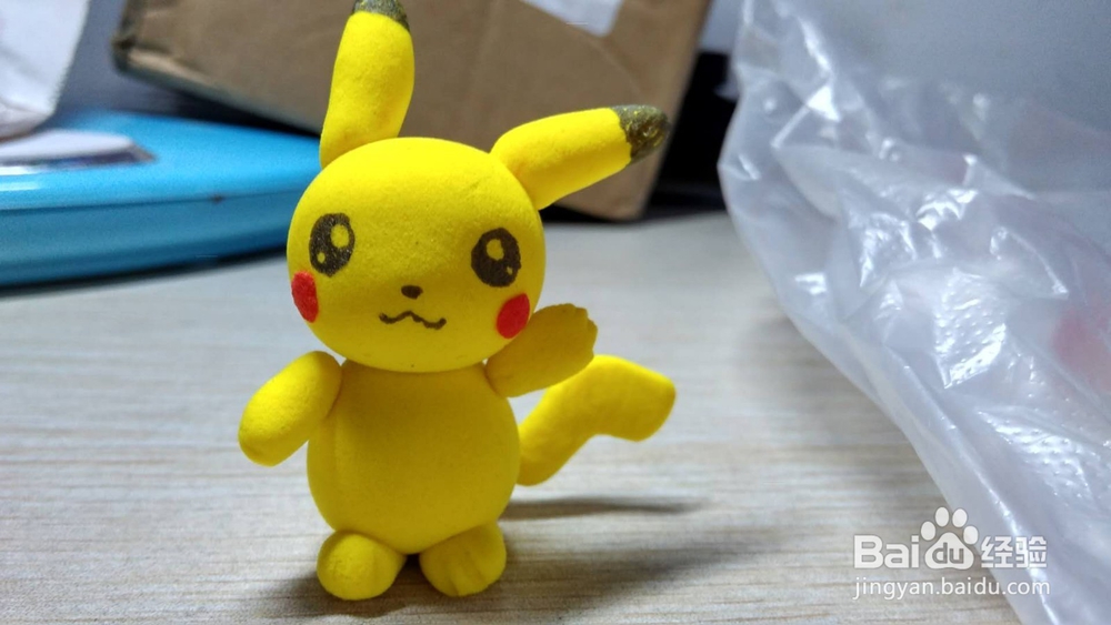 用彩泥捏皮卡丘教程