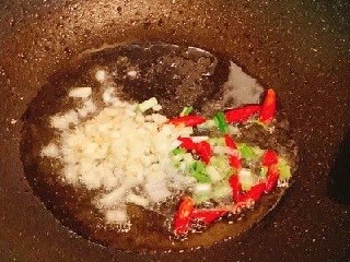 蒜香红烧茄子怎么做？