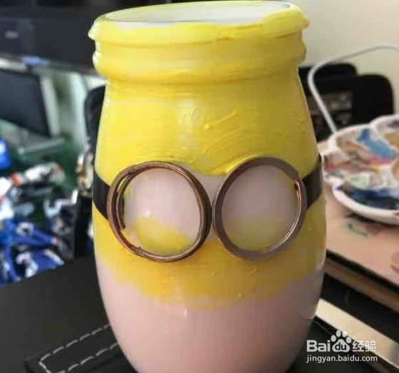 小黄人玻璃笔筒DIY 你的笔有地方放了！