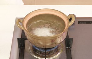 家常菜：牛肚白菜粥