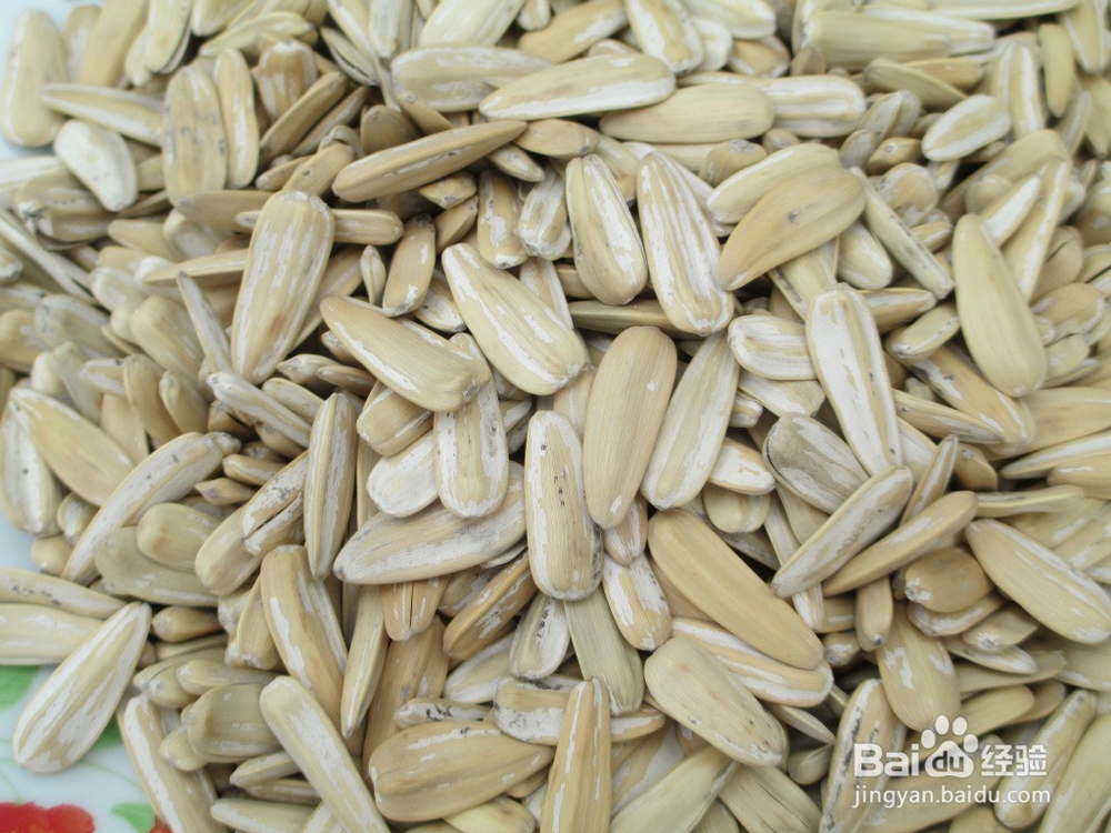 瓜子皮卡在牙缝怎么办