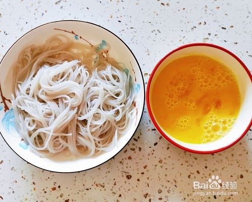 韭菜鸡蛋炒粉丝怎么做