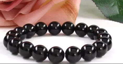 冰曜石比玻璃硬吗