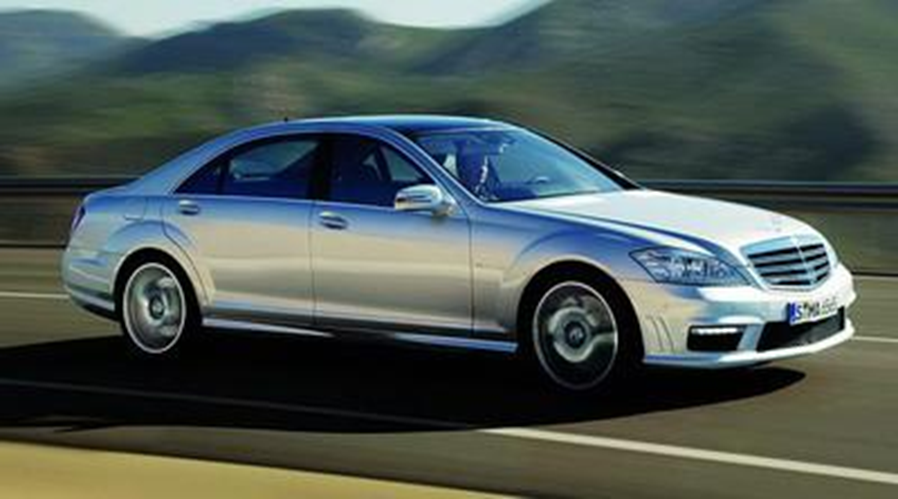 04款奔驰s350怎么搭电瓶