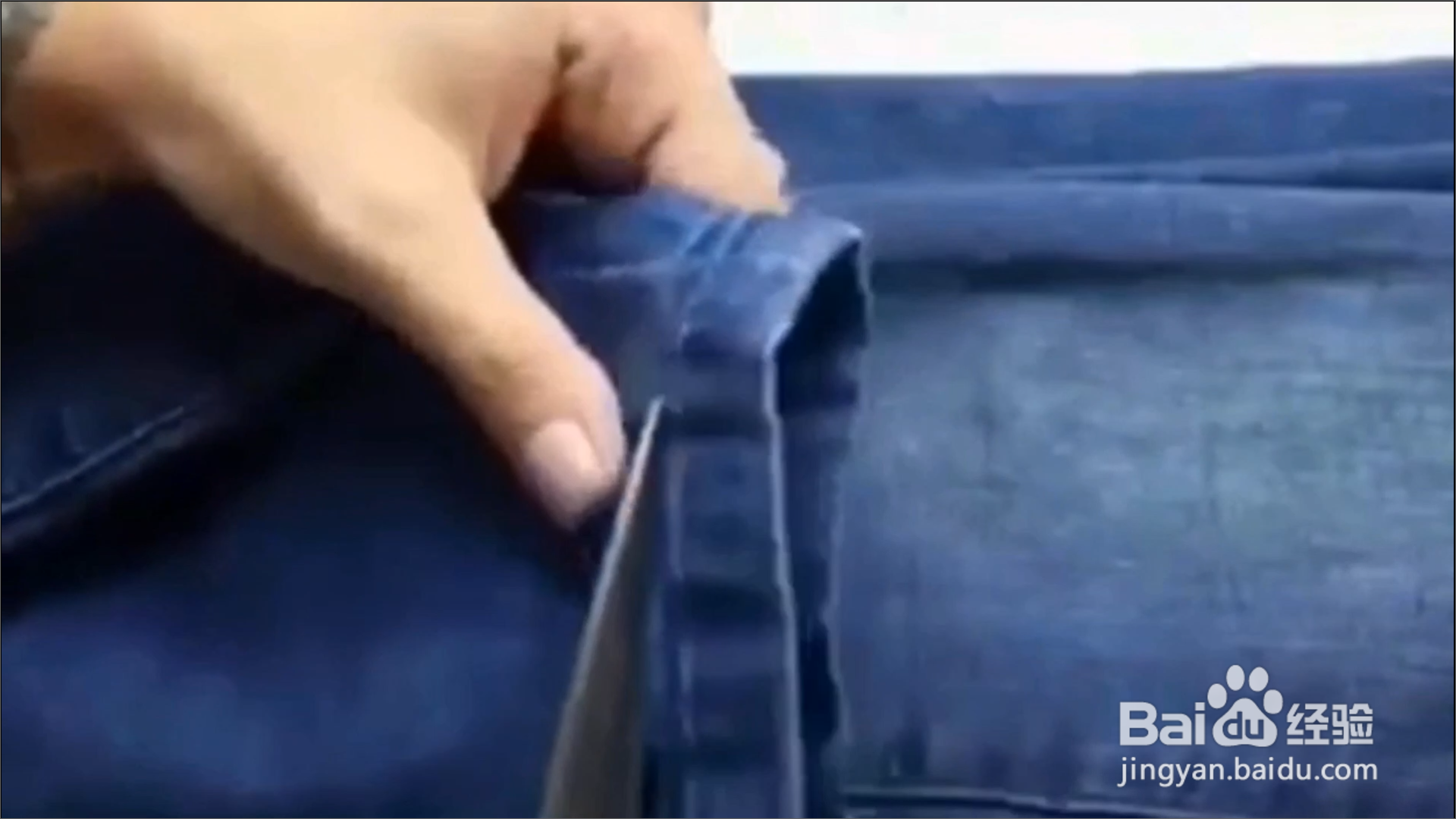 怎样让牛仔裤变的更时尚？