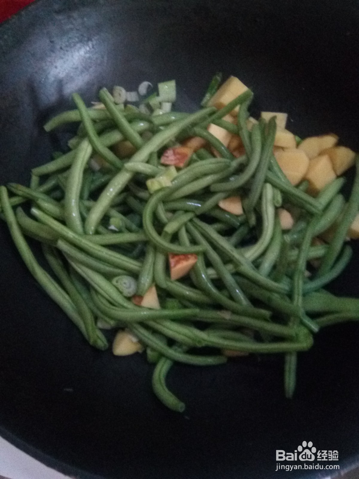 家常土豆炖豆角