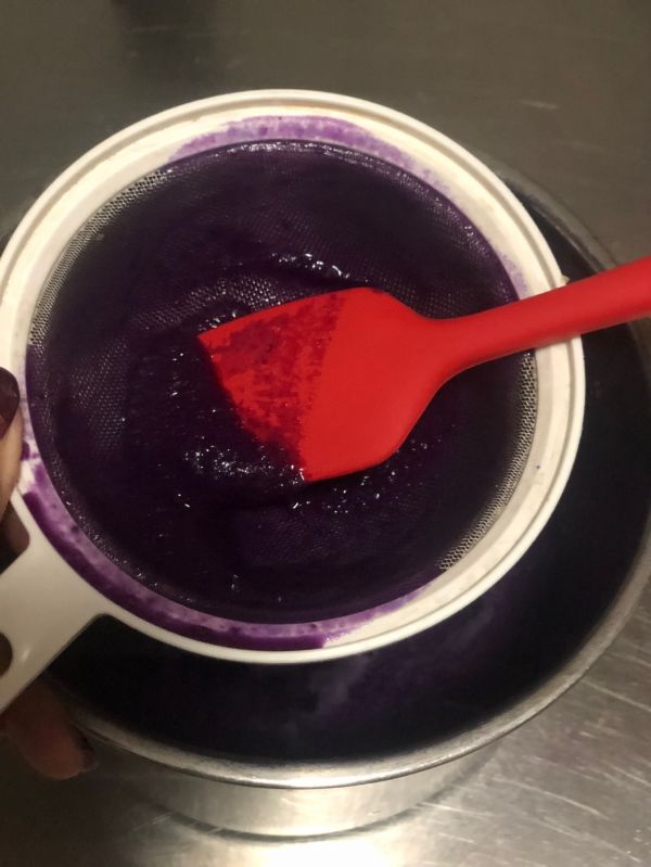 紫薯椰汁千层马蹄糕