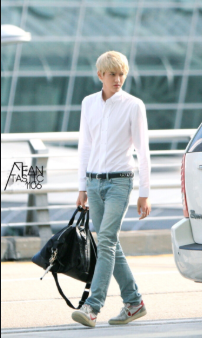 唱流行歌怎么搭配衣服