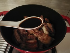 家传红烧土猪肉