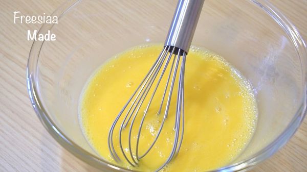 羊奶葡萄干松饼和羊奶奶茶