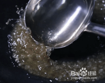 香辣爆炒鸡丁的做法