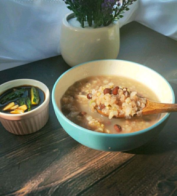 简单大米加了这个既简单软糯又有营养