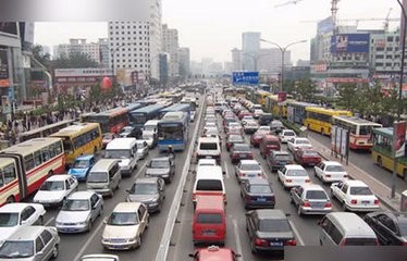 行车过程中怎样查询道路的实时路况