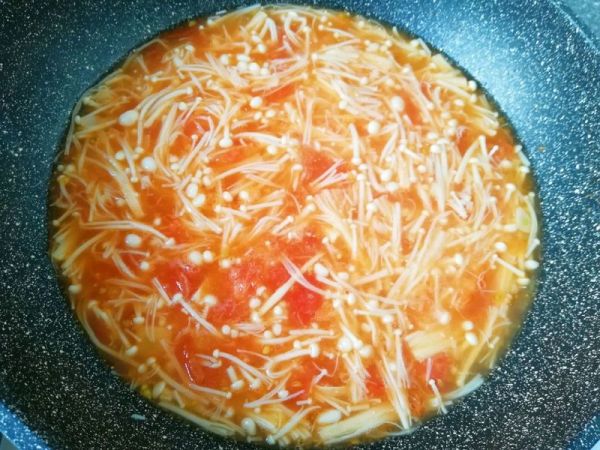 番茄金针菇浓汤