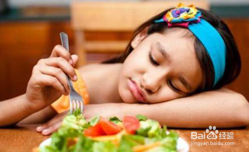 小孩呕吐的原因及处理的方法