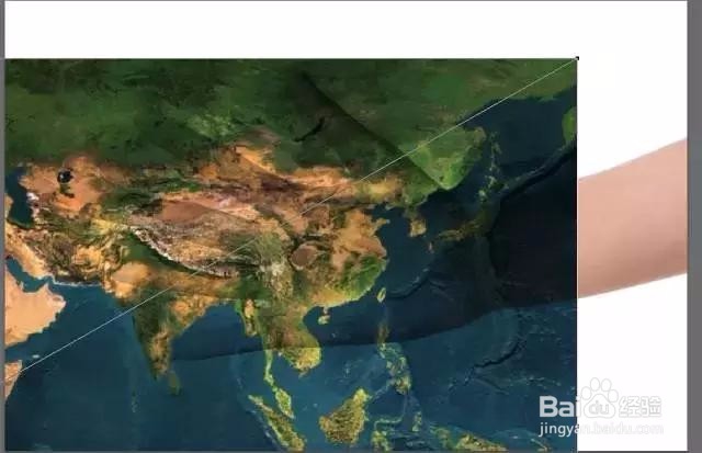 PS如何在手上创建图形效果