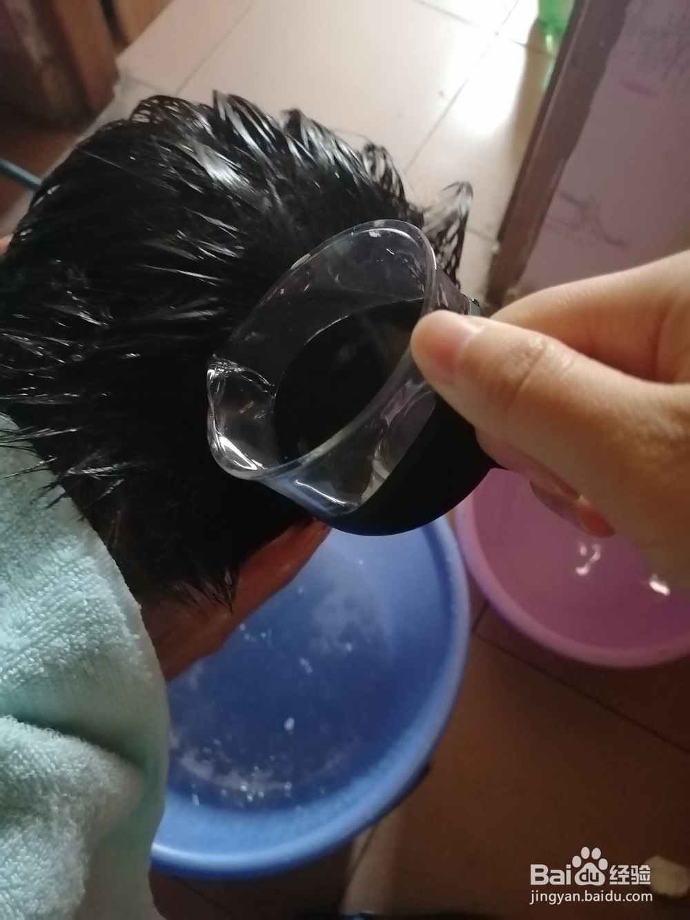 干洗头发的步骤与手法