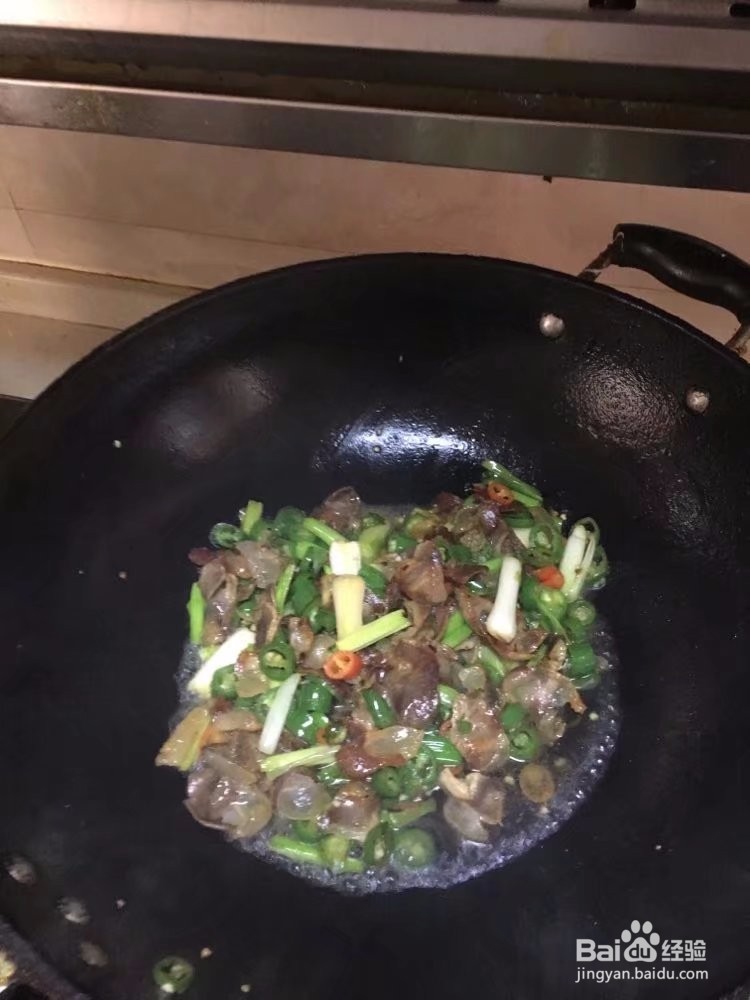 香肠如何炒?