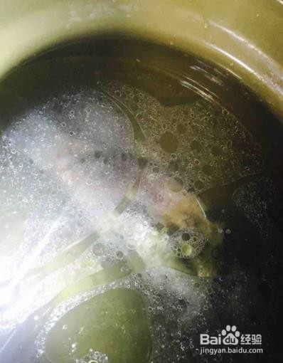 小南瓜鲫鱼汤--美食教程