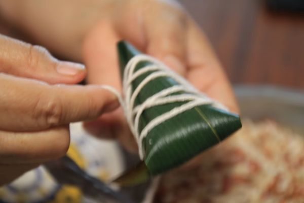 碧根果赤小豆红米粽子