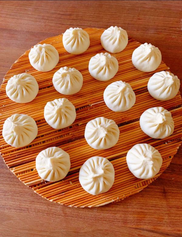 牛肉韭菜馅包子