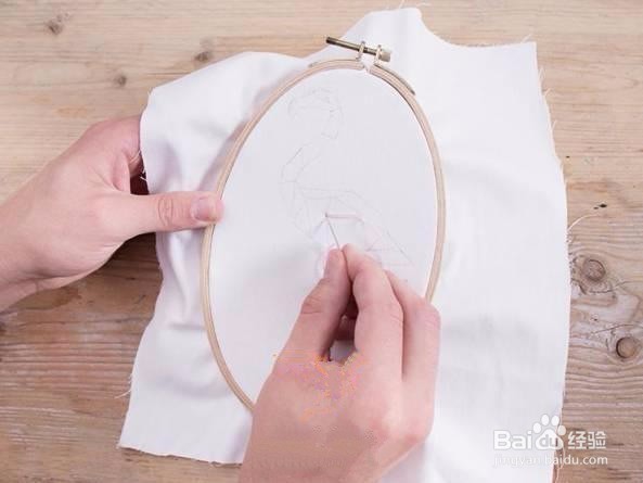 如何刺绣一只欧美风格“烈火鸟”