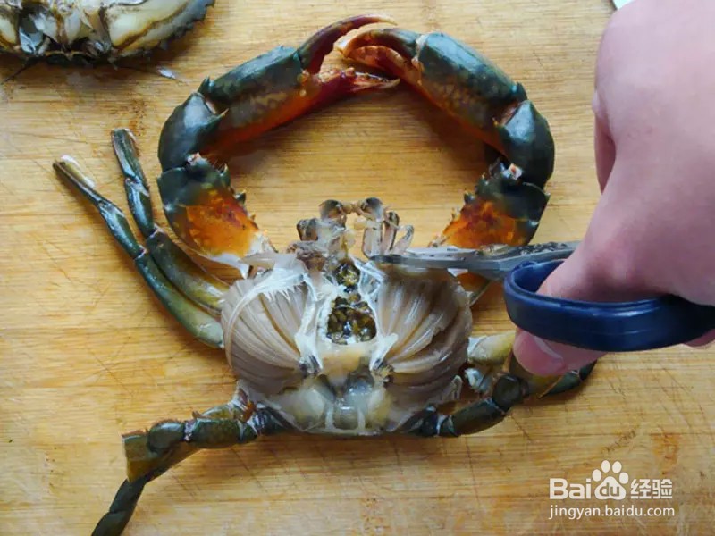 怎样做酱炒红膏鲟