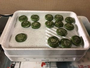 无糖艾草糍粑的做法