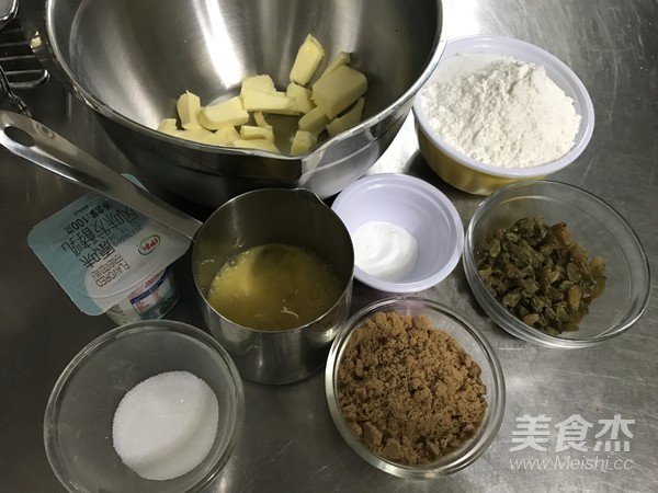 朗姆酒葡萄干奶油玛芬 麦芬