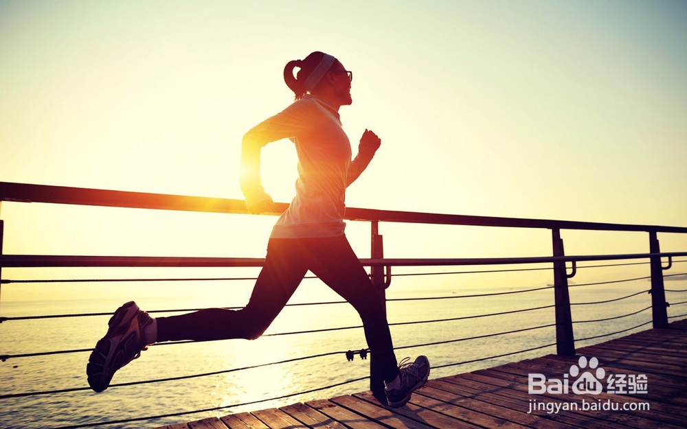 一个人旅行应该怎样自拍