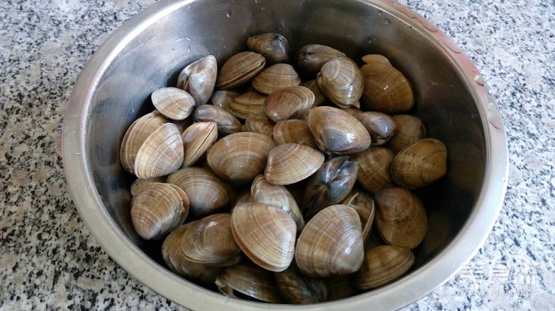 炒黄蚬子的做法