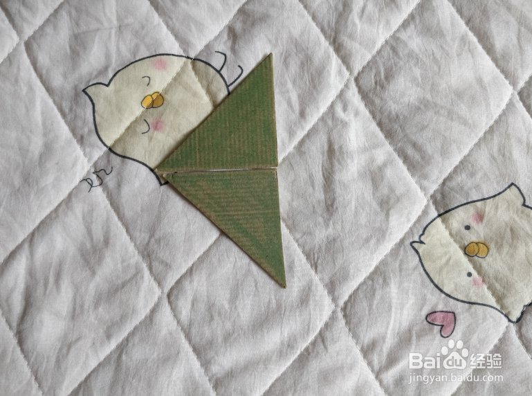 用九巧板怎么拼一个跑步锻炼的小哥哥呢？