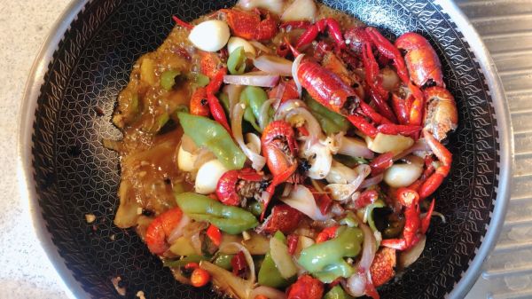 香辣十三香小龙虾