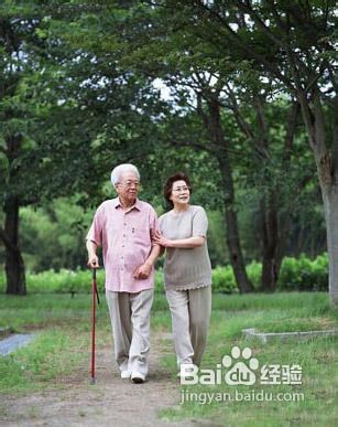 老年人睡前需做六件事