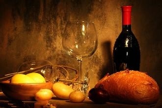 怎样贮存红酒？