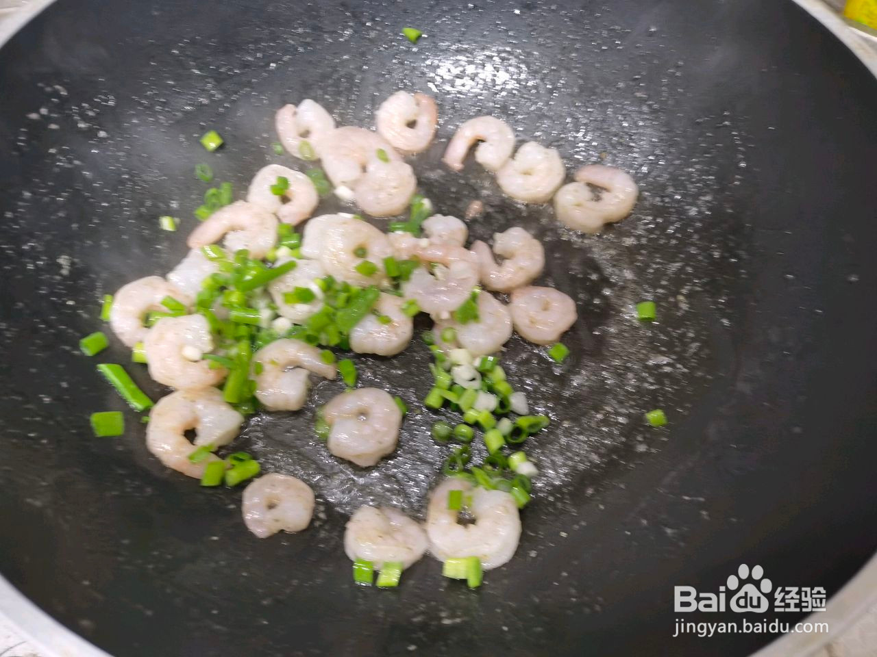 芦笋炒虾仁的做法