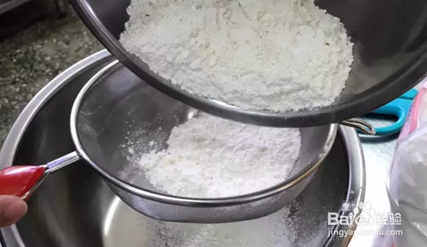 芒果干杯子蛋糕