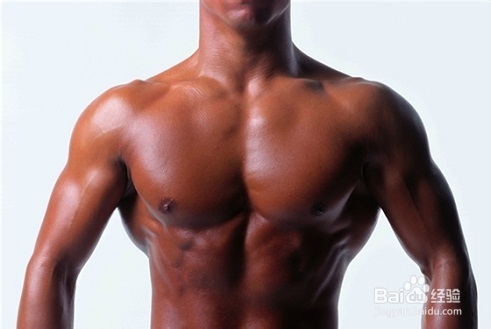 在家怎样锻炼可以增加胸肌上沿和中缝的...