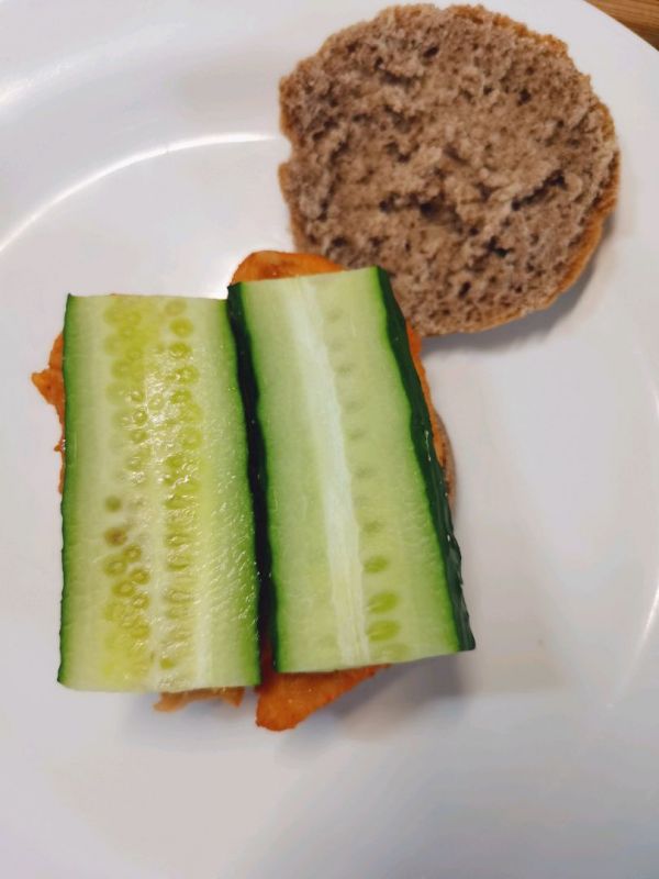 黑麦奥尔良鸡胸汉堡包