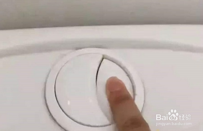 怎样更换马桶水箱按钮