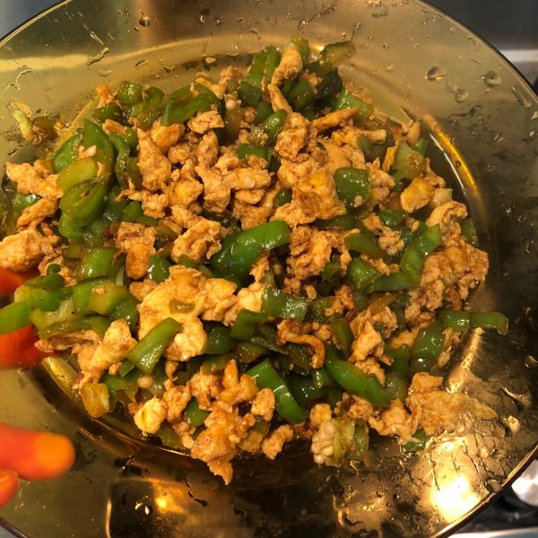 青椒鸡蛋打卤面