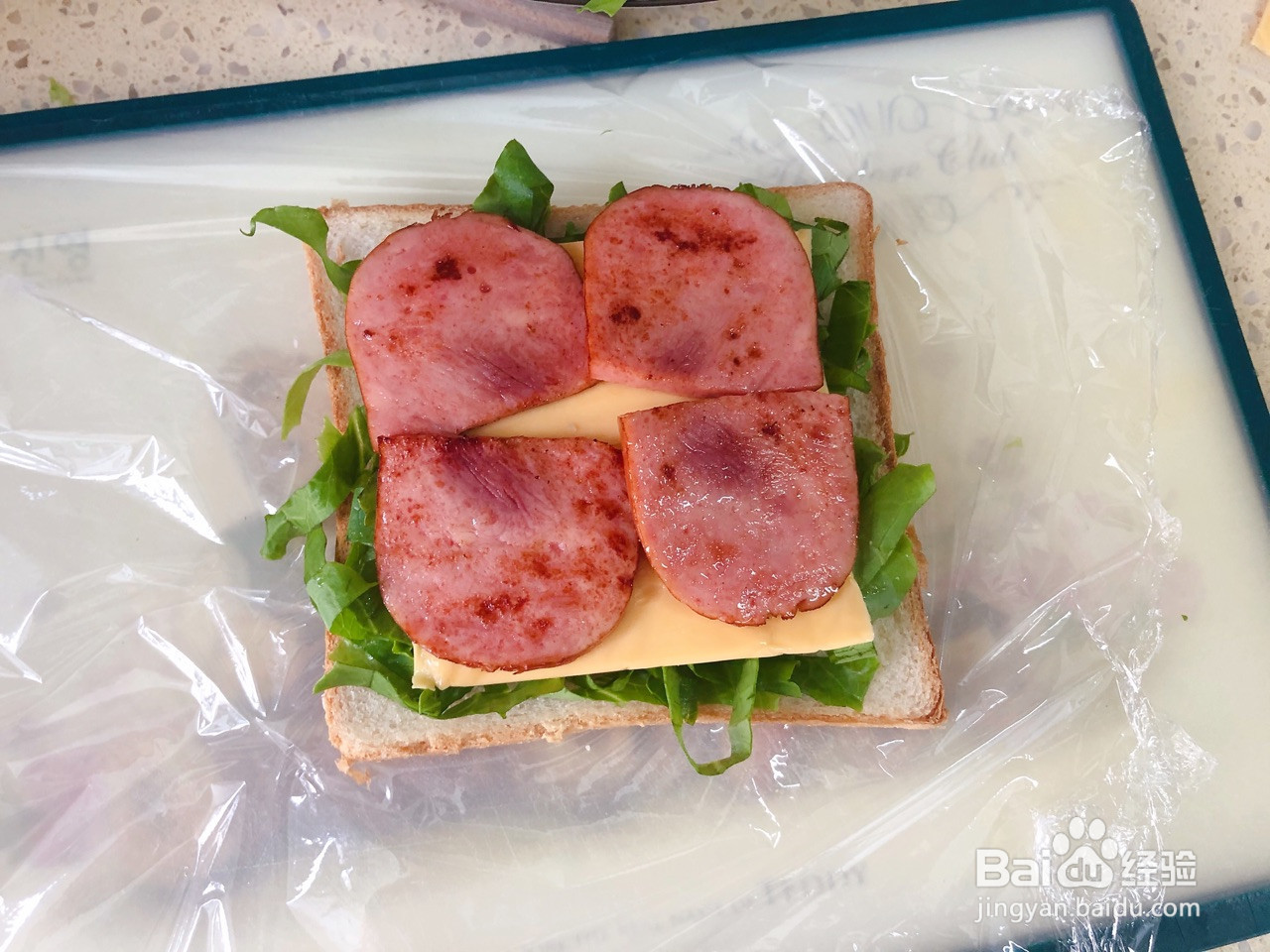 火腿鸡蛋三明治的做法