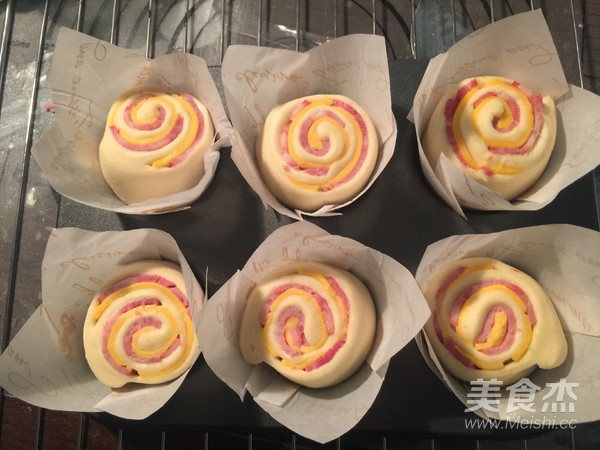 培根芝士面包卷