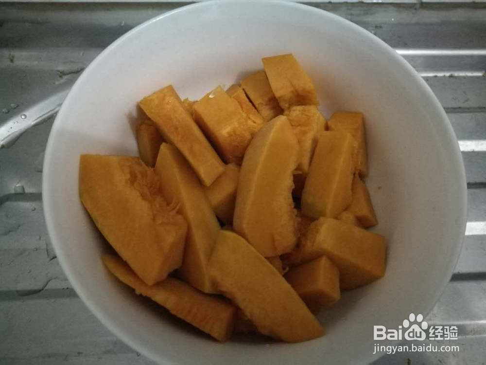 如何原汁原味蒸南瓜