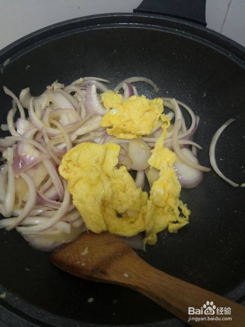 洋葱炒蛋怎么做好吃？
